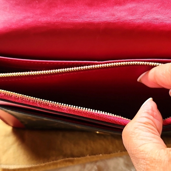 Louis Vuitton Flore Magenta and Brown Crossbody Bag (Limited Edition) - Picture 7 of 12